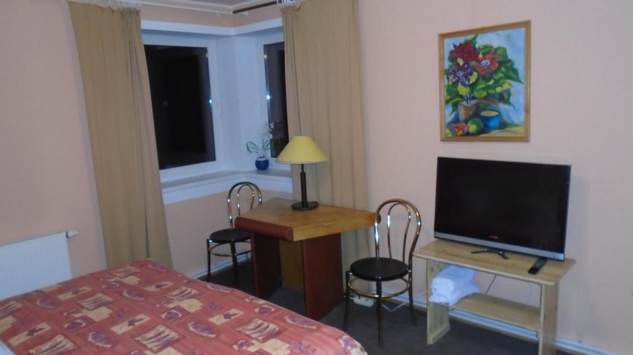 Hotel Getliin Saku Екстериор снимка