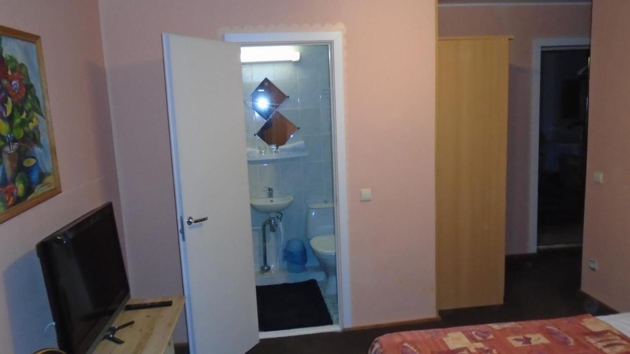 Hotel Getliin Saku Екстериор снимка
