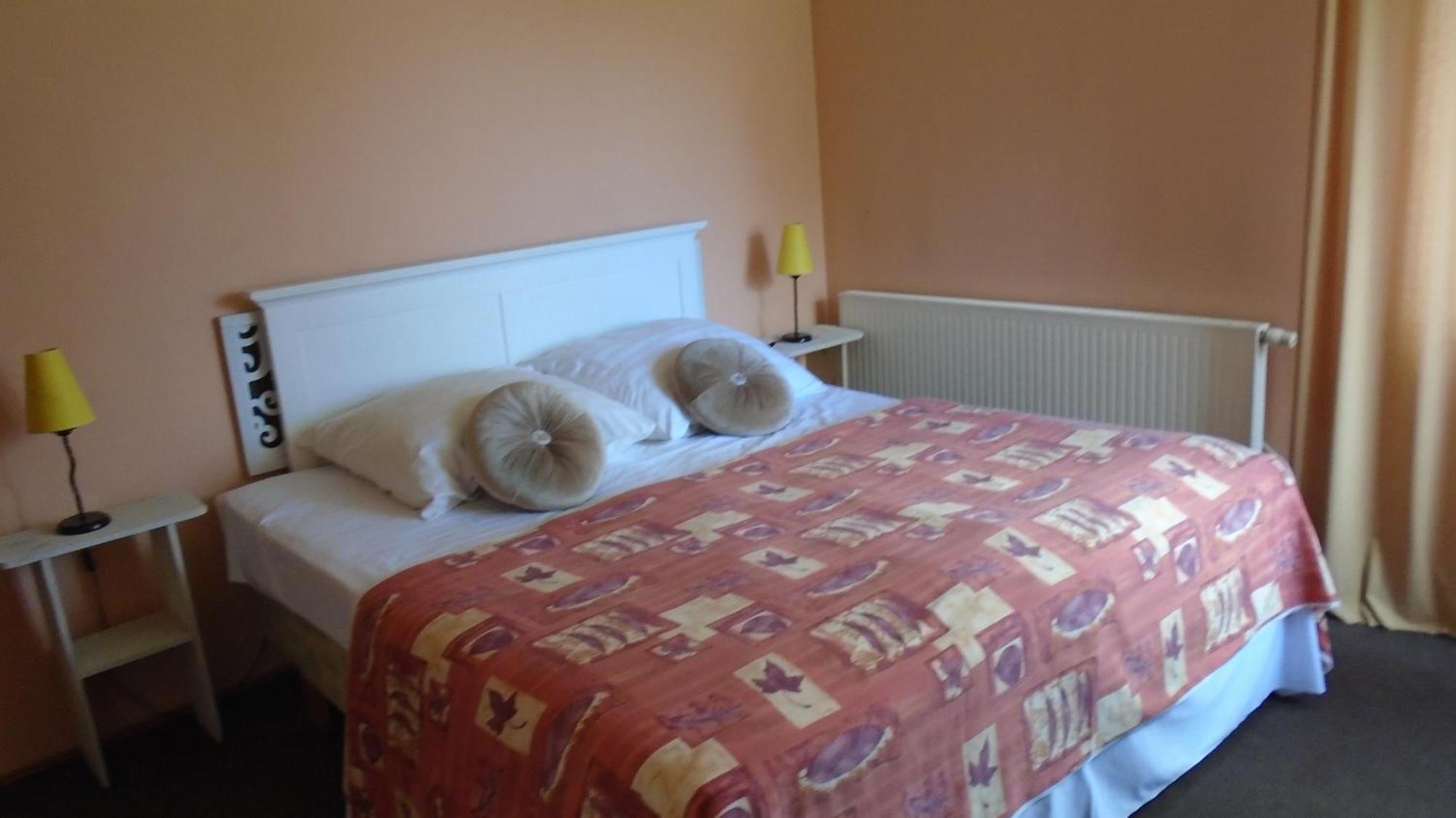 Hotel Getliin Saku Екстериор снимка