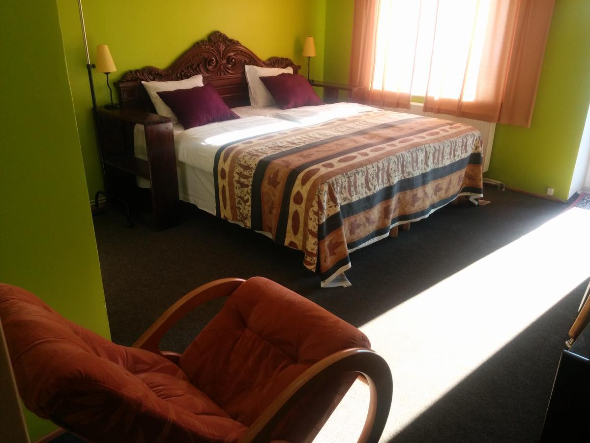 Hotel Getliin Saku Екстериор снимка
