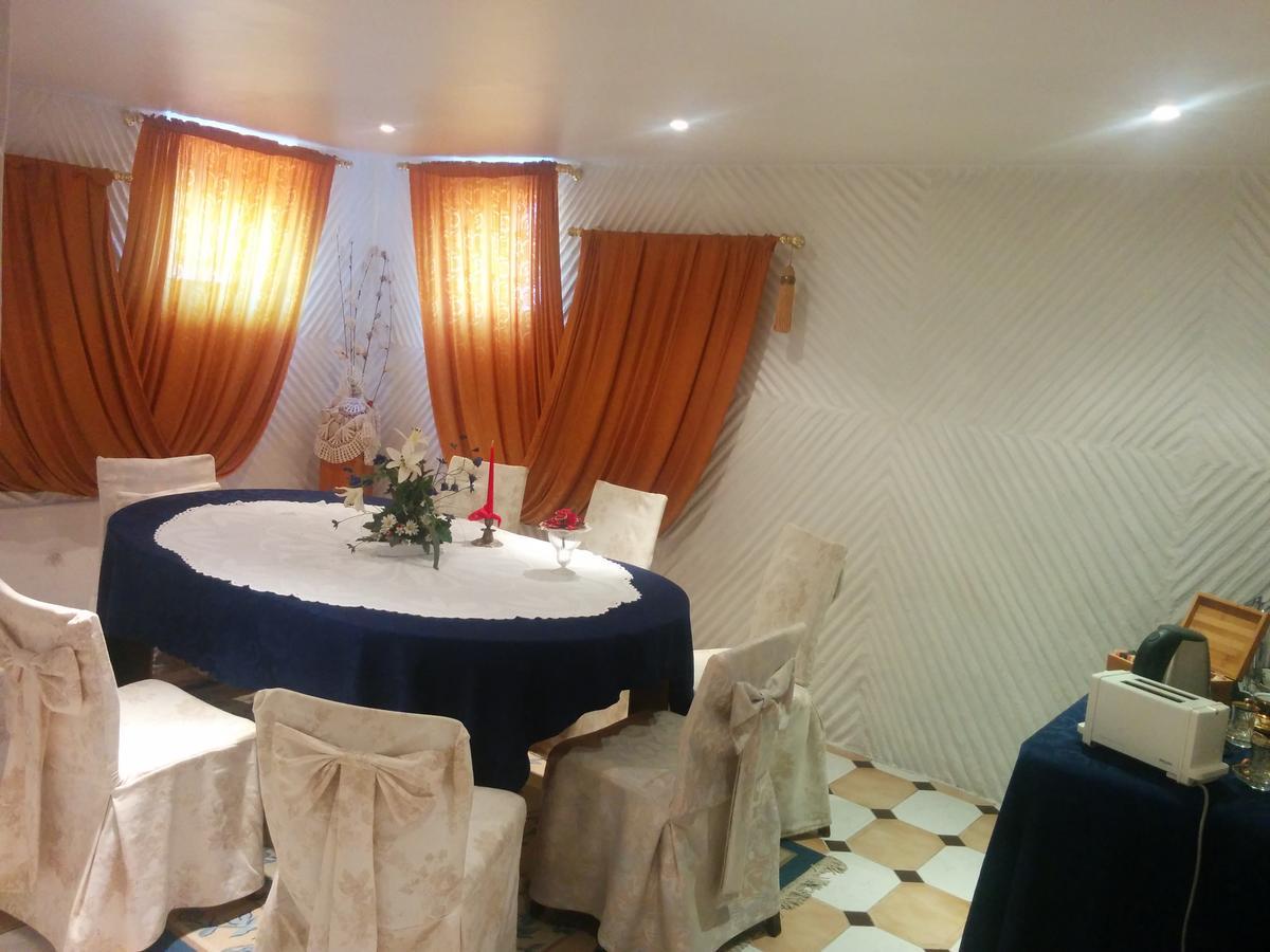 Hotel Getliin Saku Екстериор снимка