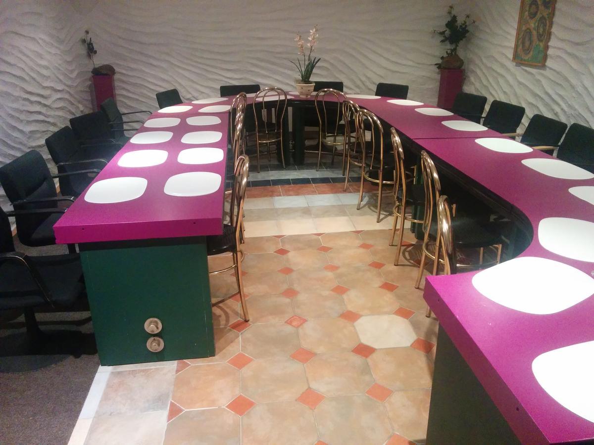 Hotel Getliin Saku Екстериор снимка