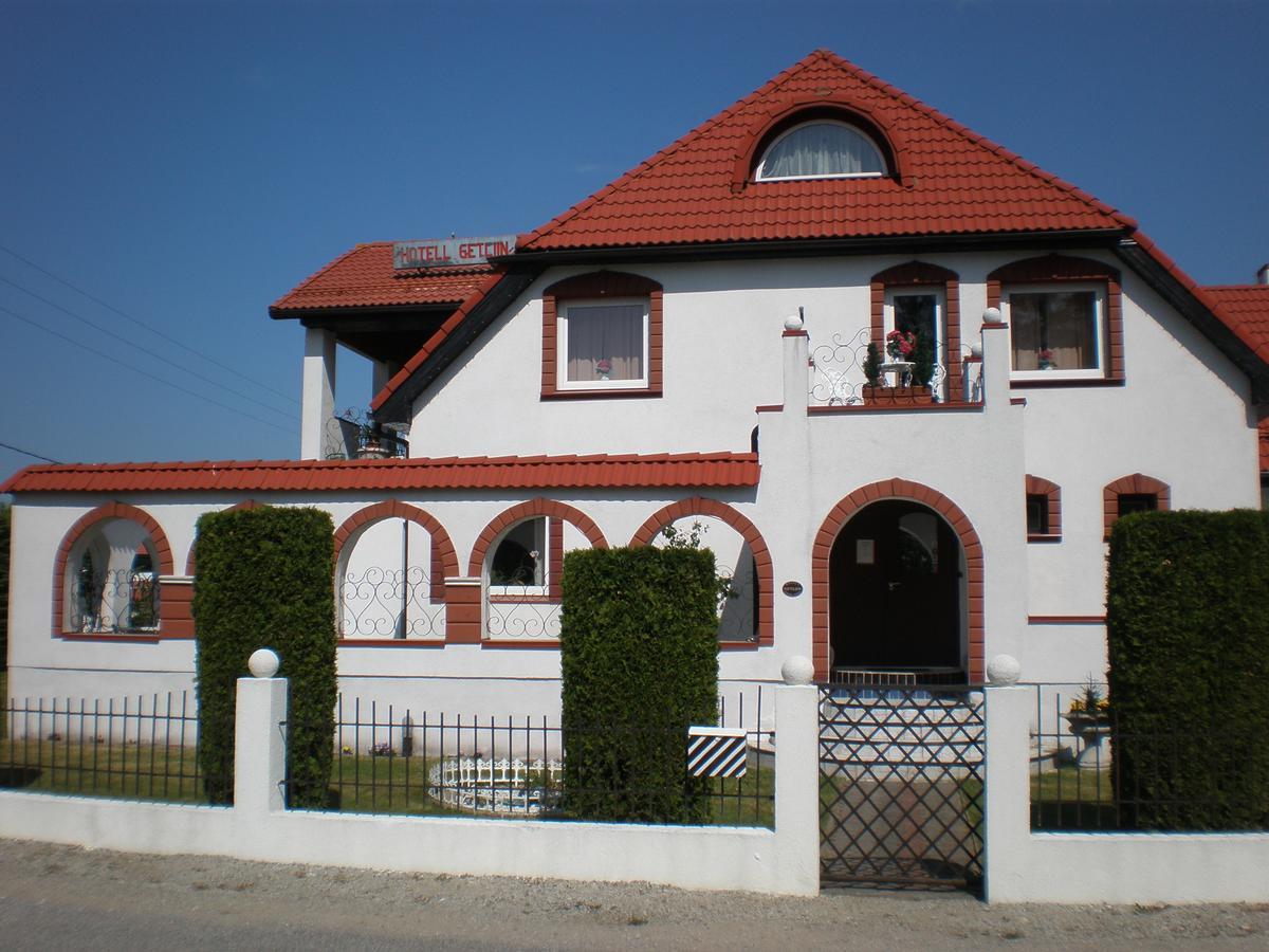 Hotel Getliin Saku Екстериор снимка