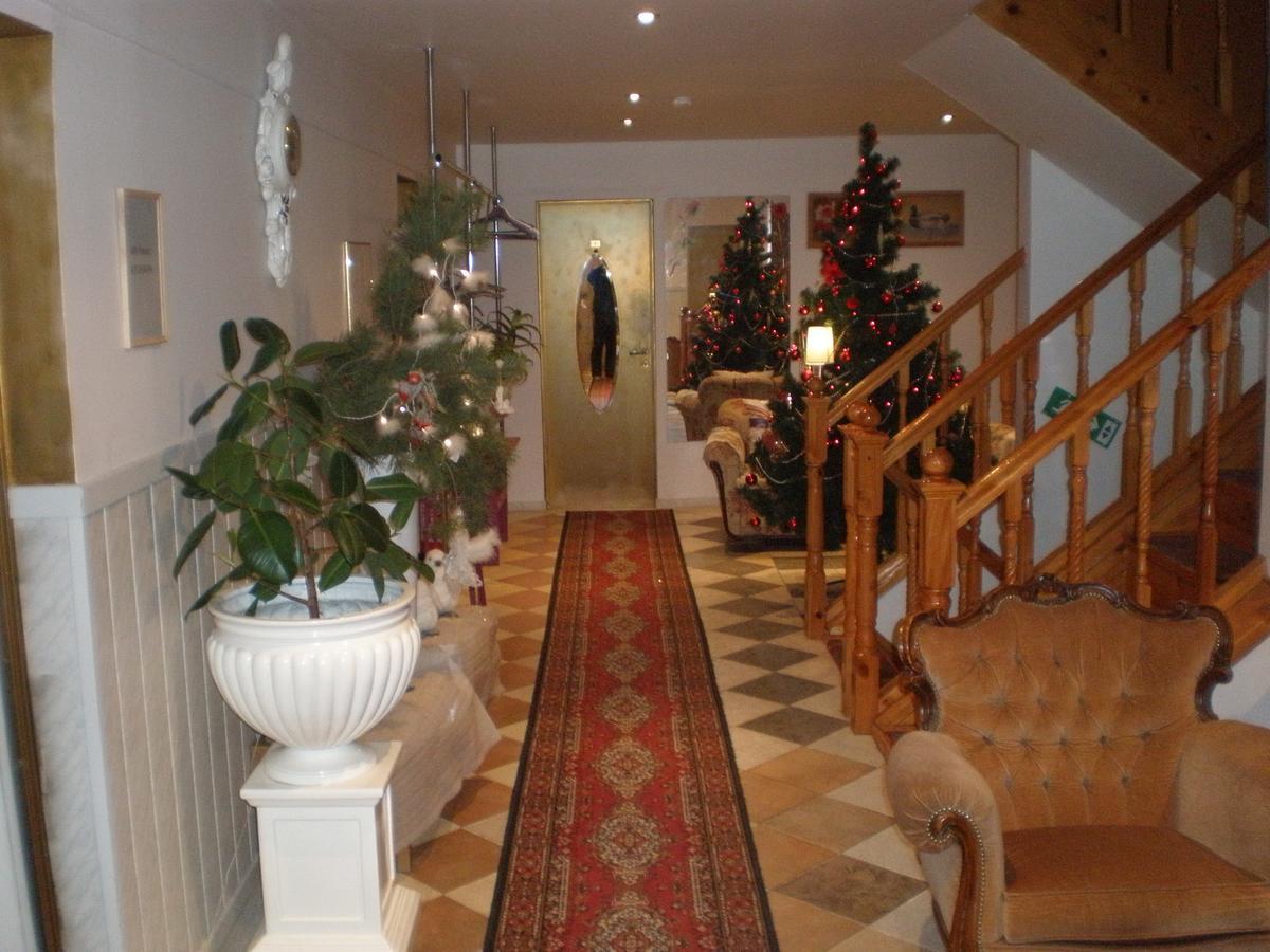 Hotel Getliin Saku Екстериор снимка