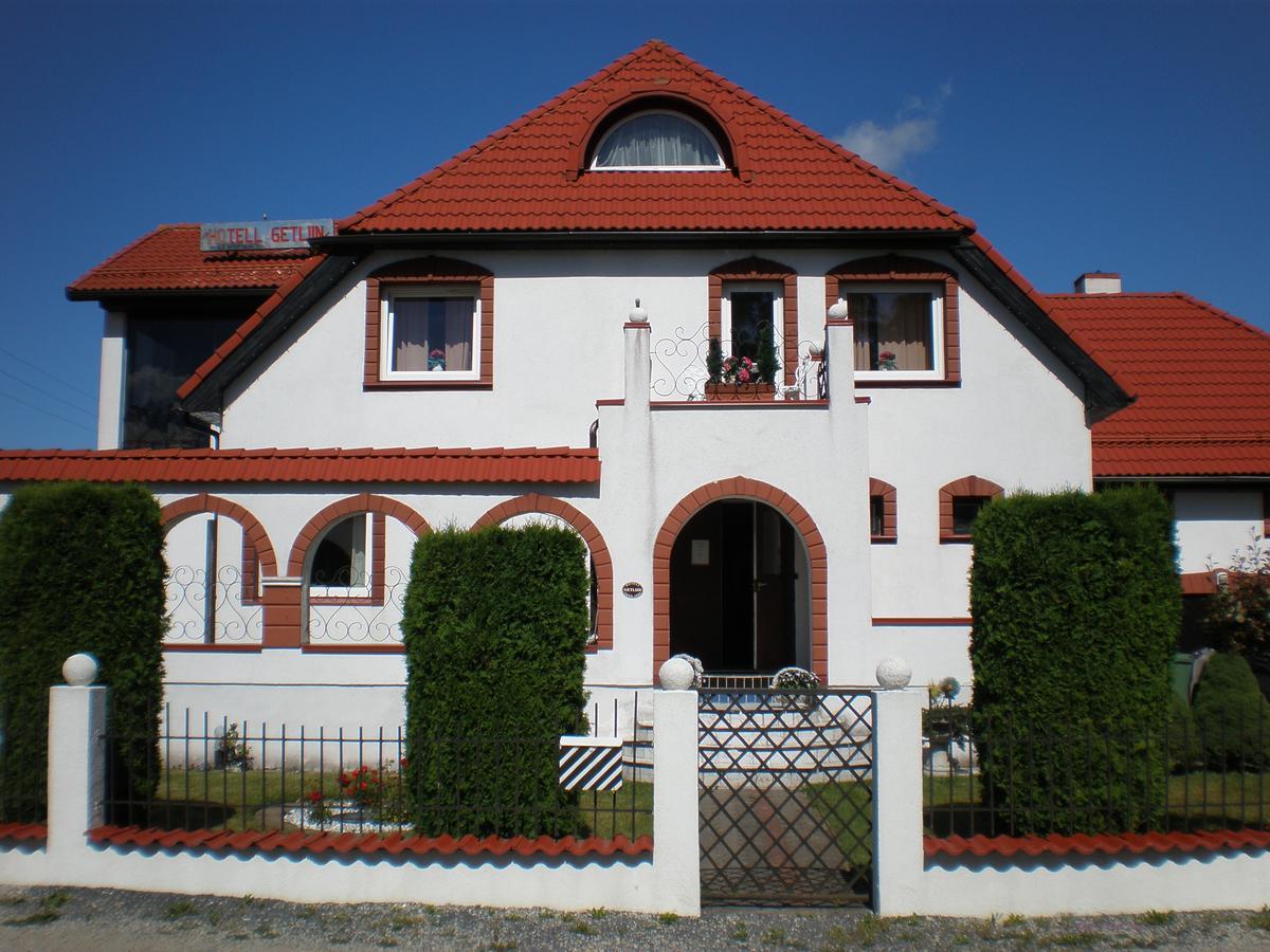 Hotel Getliin Saku Екстериор снимка